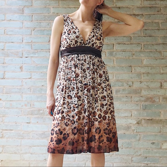Nicole Miller Dresses & Skirts - Nicole Miller Leopard Silk Chiffon Midi Dress